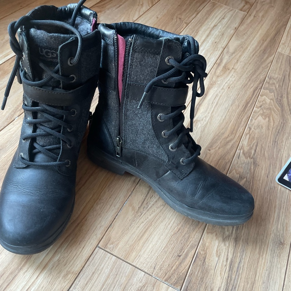 Ugg boots-women size 8